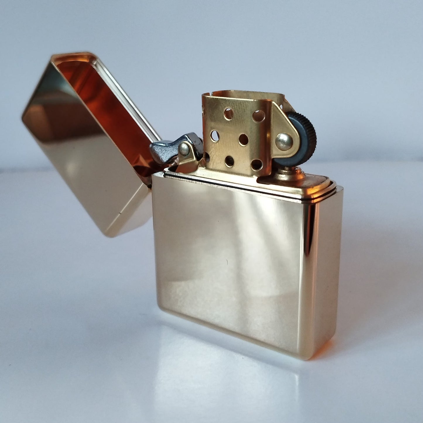 Zorro 912 HK Lighter